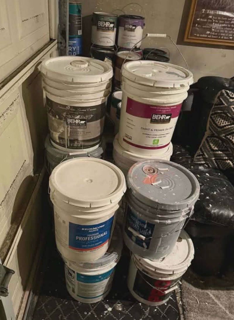 GALLON PAINTS