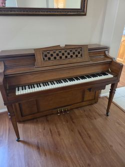 Antique piano