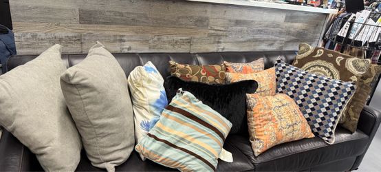 Throw Pillows