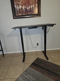 Adjustable Desk