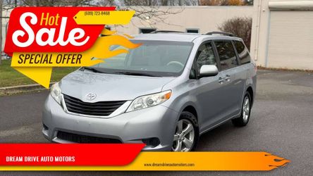2014 Toyota Sienna