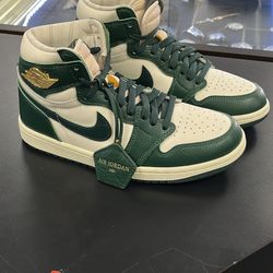 Jordan 1s (939)