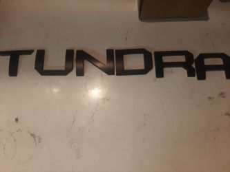 black tundra tailgate letters