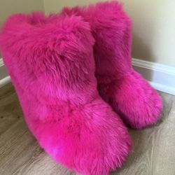 Fluffy Boots