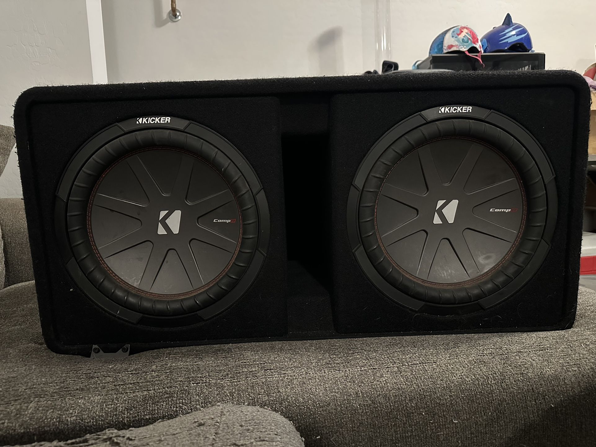 12” Kicker Comp R Subs And Amp