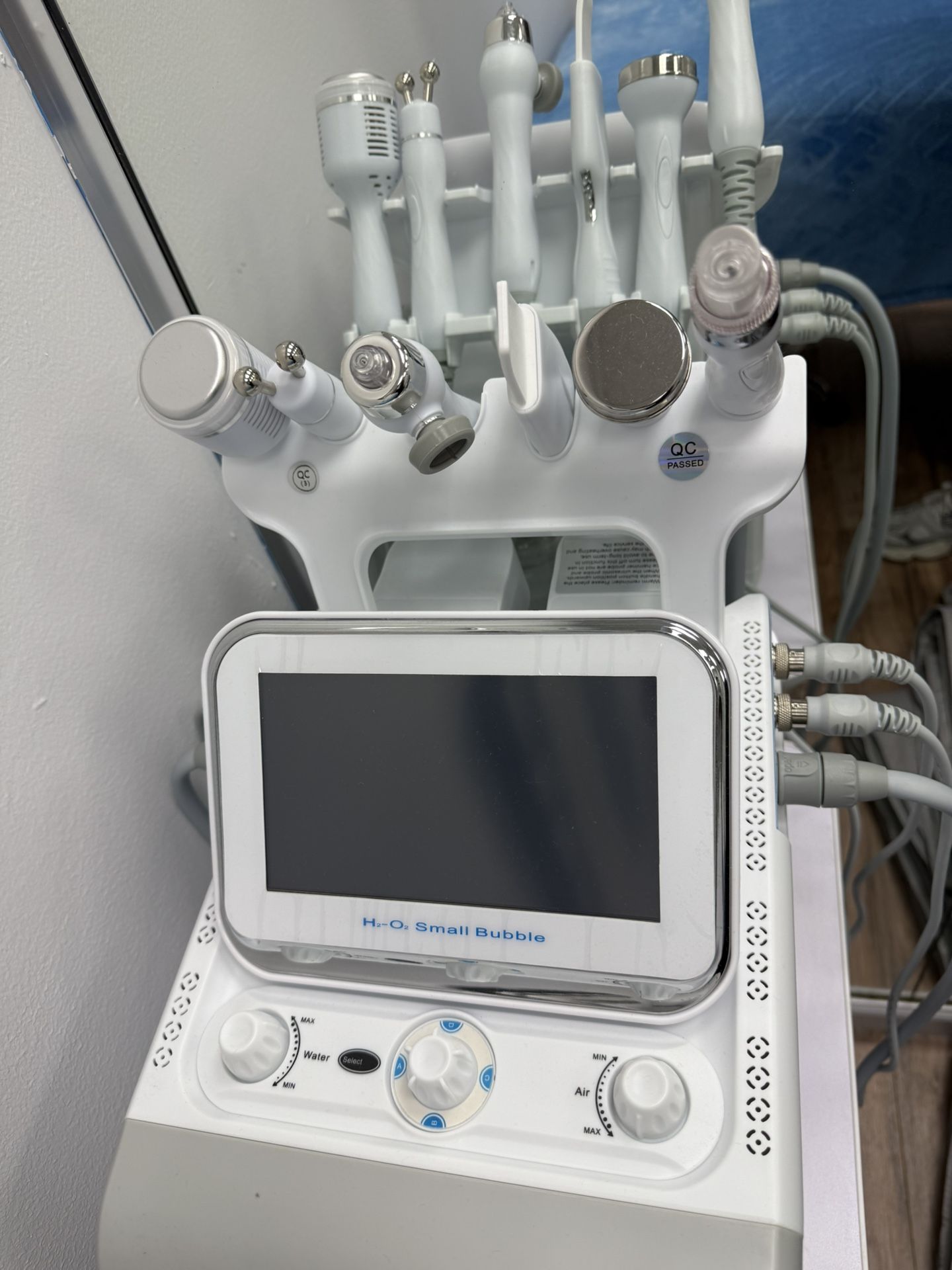 Hydrafacial Machine