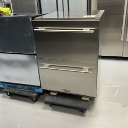 🔥 TRUE TUR-24-D Undercounter Refrigerator – BRAND NEW 🔥
