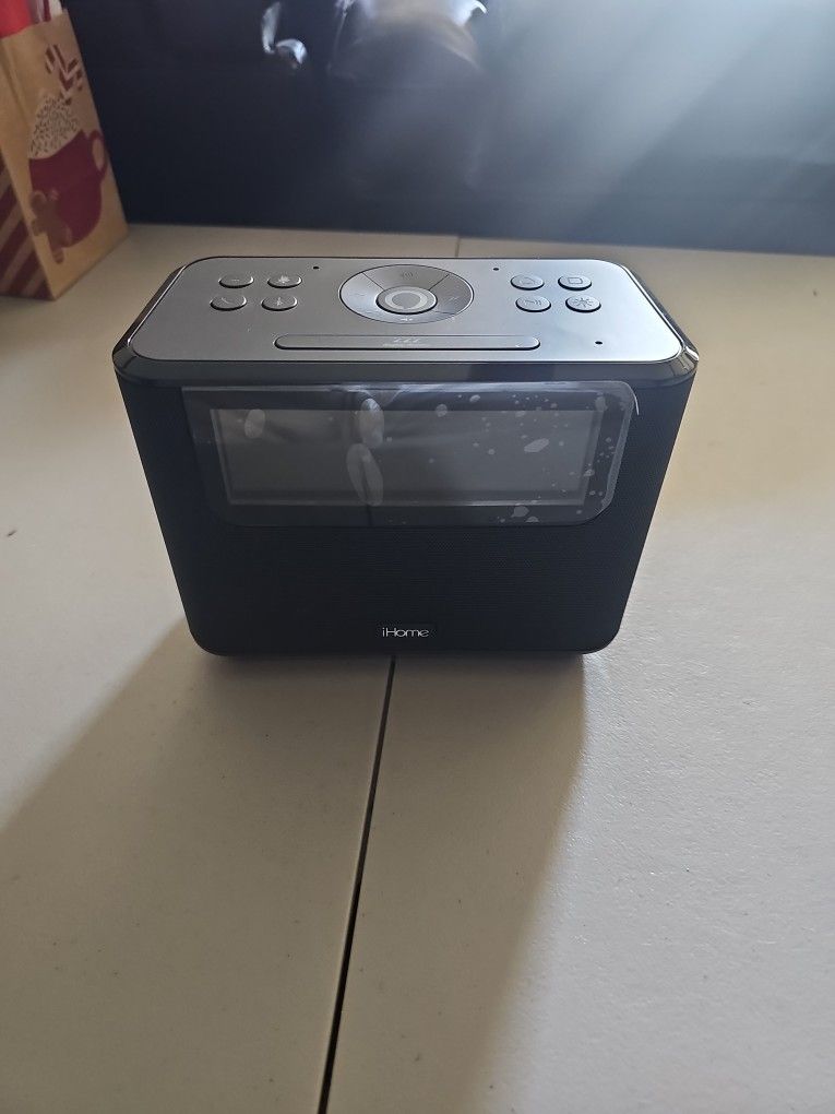 Home Bluetooth Clock/Speaker 