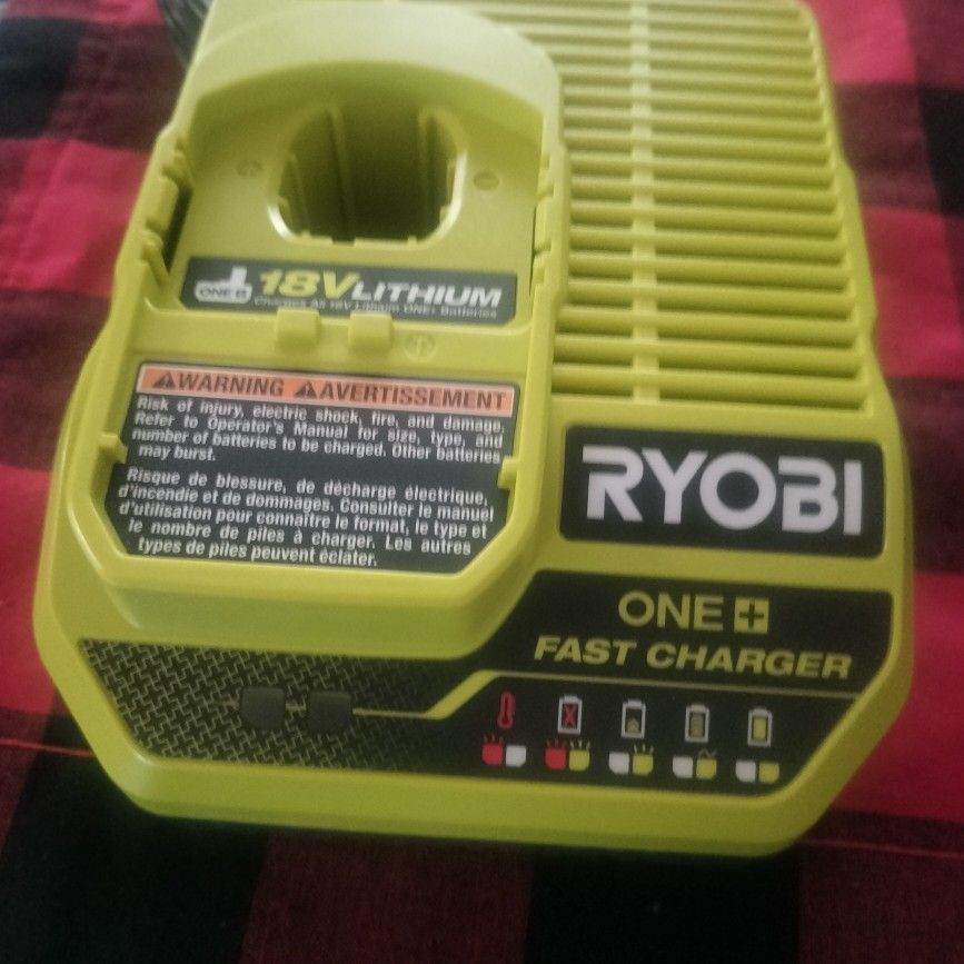 Ryobi One+ 18 V Fast Charger