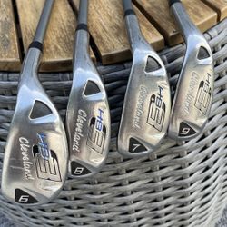 Cleveland HB3 Hybrid Iron set 6-9 Right Handed with UST Mamiya Recoil Graphite Hybrid Shaft