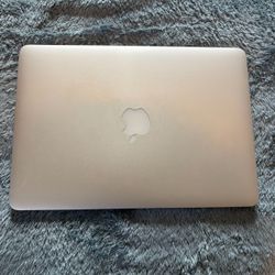 LIKE NEW 2015 MACBOOK PRO FOR SALE IMMEDIATELY