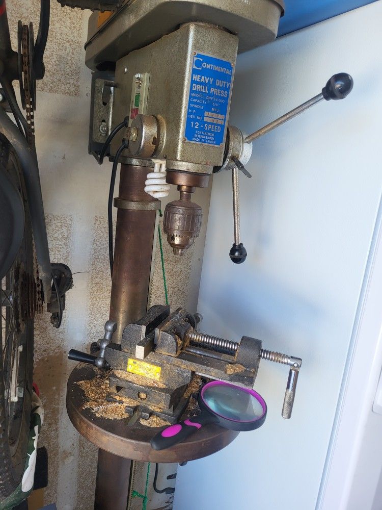 Pedestall drill