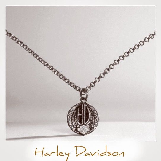 HARLEY DAVIDSON MOTORCYCLES Pendant Necklace Silver HD Bar & Shield with  Wings 