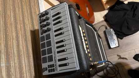 Akai MPK Mini