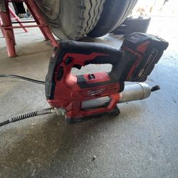 Milwaukee Grease Gun