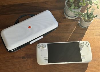 Valve Steam Deck OLED 1TB White Limited Edition