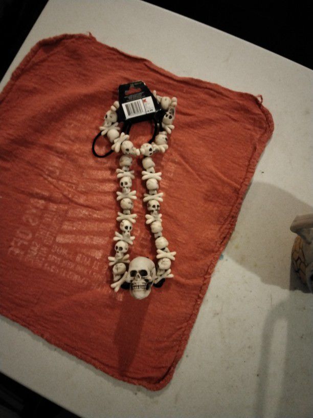 Halloween Skull Necklace And Bracelet