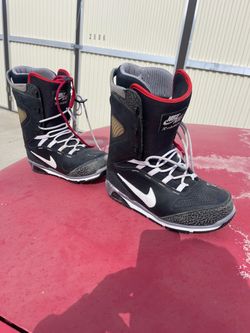 Nike Kaiju Black Cement Men's Size 12 Snowboard Boots 376276-001 SBB asking $380