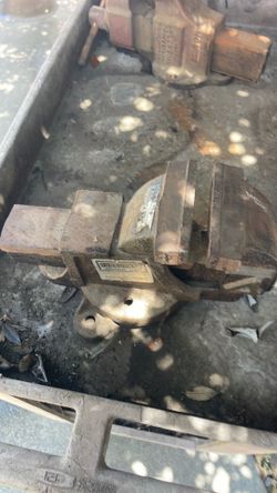 Bench vise USA made