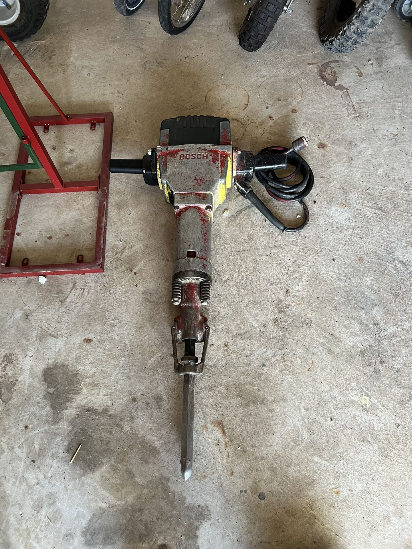 Bosch Brute Jack Hammer