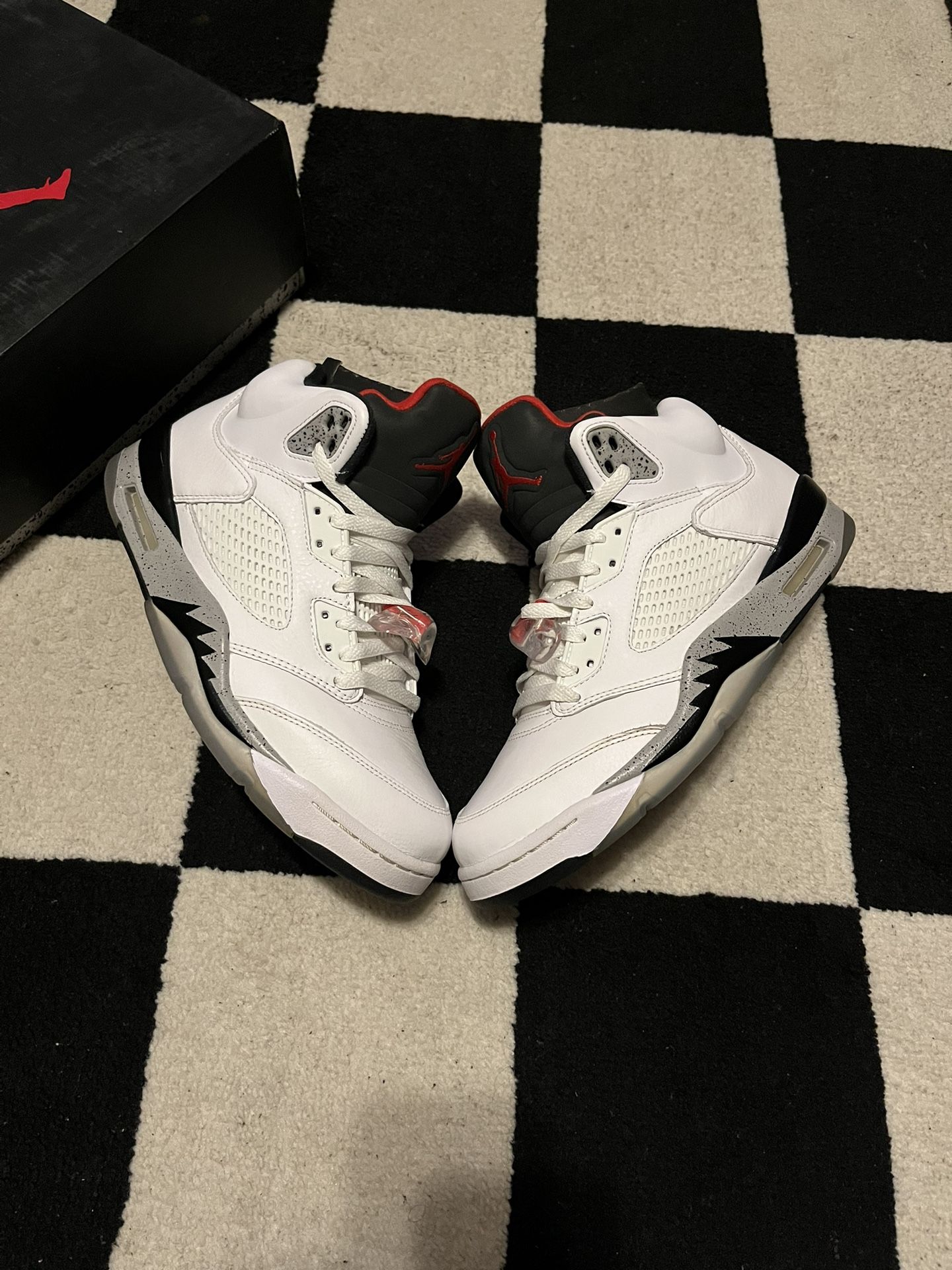 Jordan 5 white cement