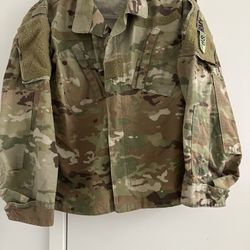 US Army Jacket Unisex XS Short Camo Combat Shirt Perimeter Apparel