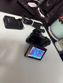Canon PowerShot G7 X Mark II Digital Camera