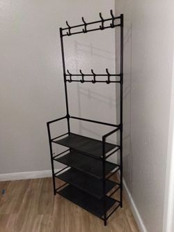 Plastic shoe rack