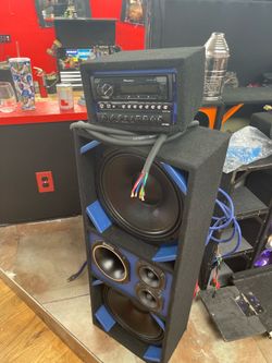 Music (chuchero, bass, eq, amps, radio)