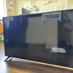 LG 55” 4K UHD Smart TV | Clean, Sharp Picture | Fast Sale 
