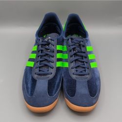 Women's Adidas Size 9