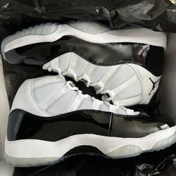 Jordan 11 Concord (2018)