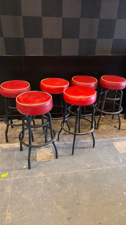 6 Bar Stools