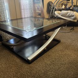 Coffee Table/ End Table 