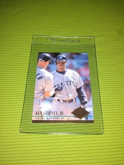 Near Mint 1994 Ken Griffey Jr. Baseball Card - Fleer Ultra #120