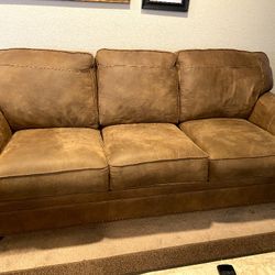 Ashley Larkinhurst Sofa