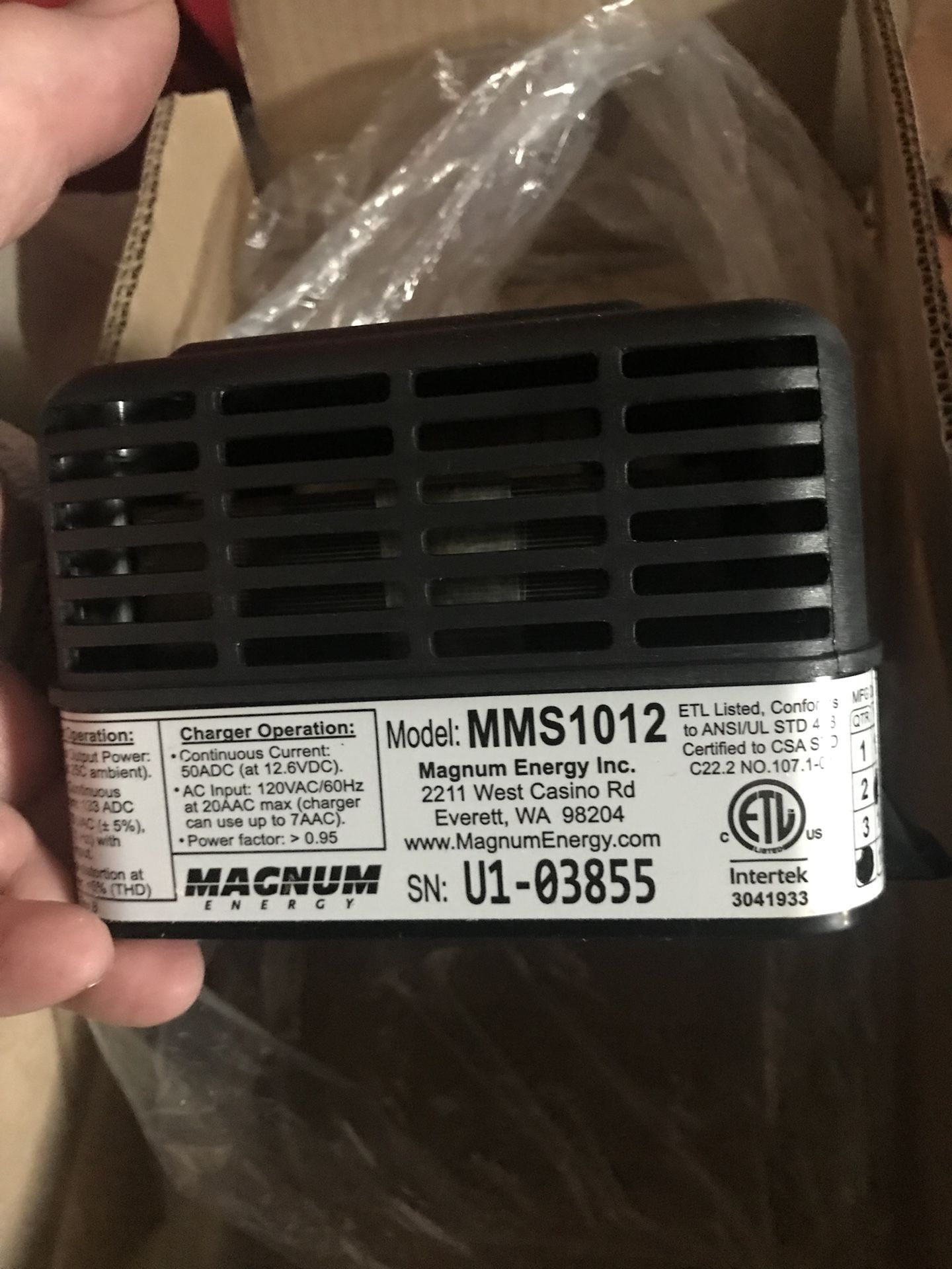 Magnum MMS1012 1000w 12vdc inverter for Sale in Ravensdale, WA OfferUp