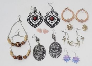 Lot of earrings