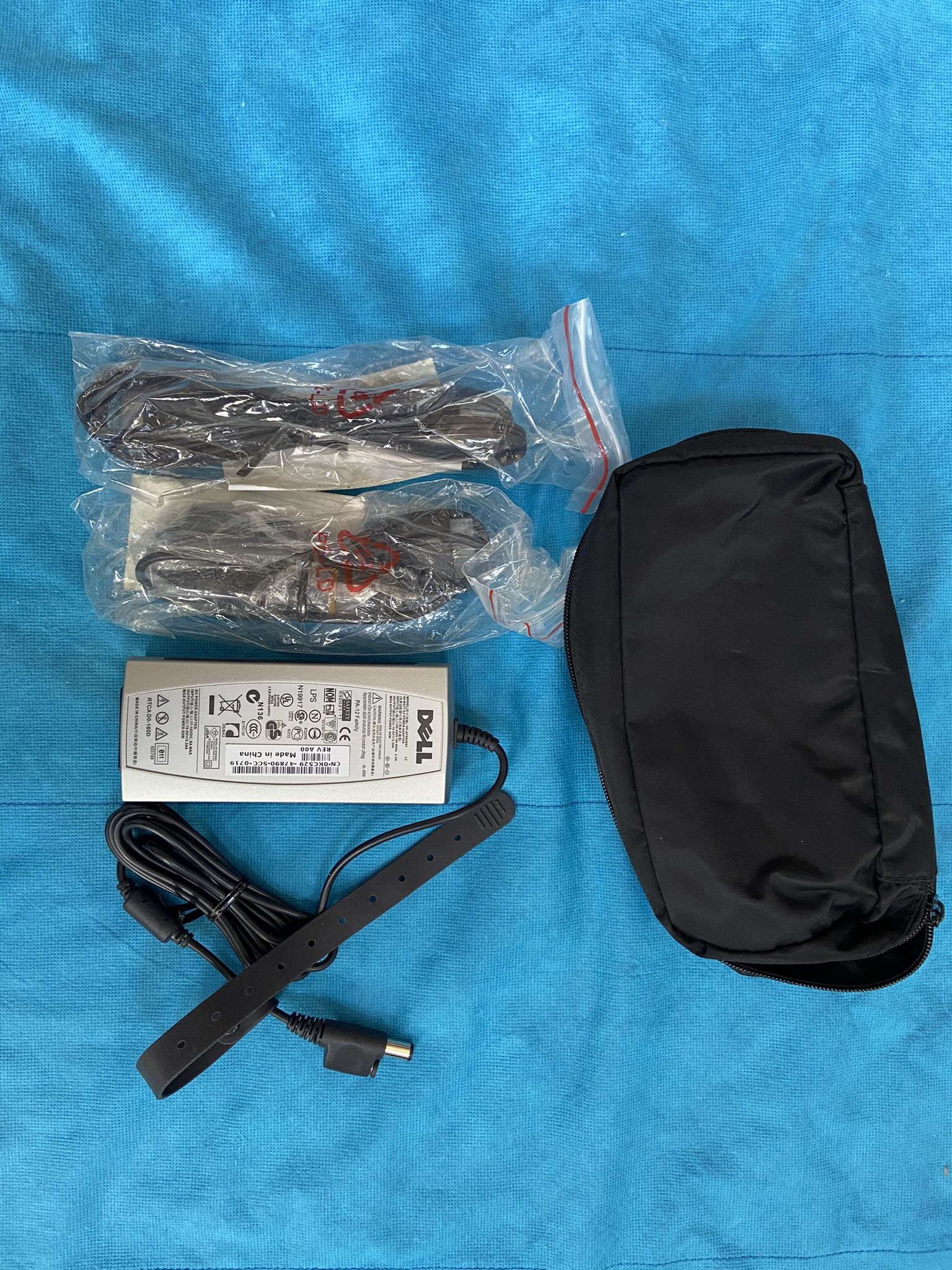 Genuine Dell HP-AF065B83 Power Supply Adapter Charger W/12V Car Plug