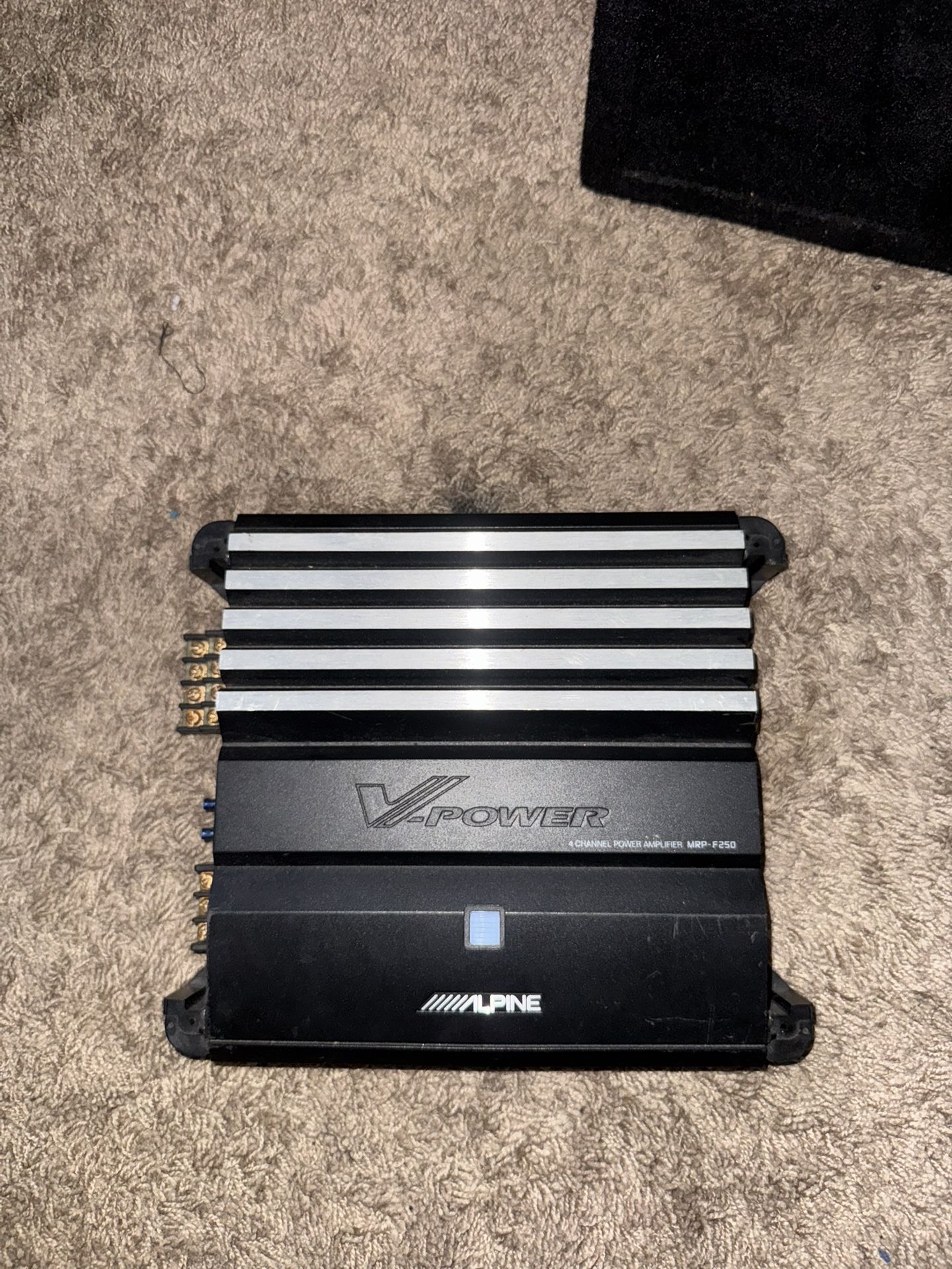 Alpine Amplifier 