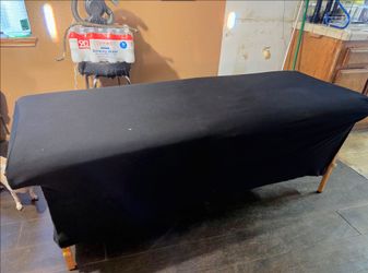 Massage table w/ cover