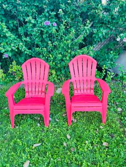 PLASTIC ADIRONDACK CHAIRS