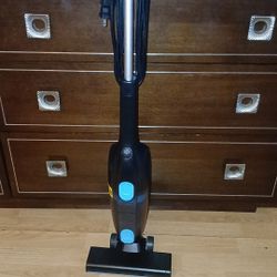 R6x Corded Stick Vacuum
