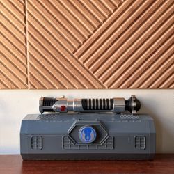 Disney Galaxy Edge, Obi-Wan Apprentice (Shipping Only)