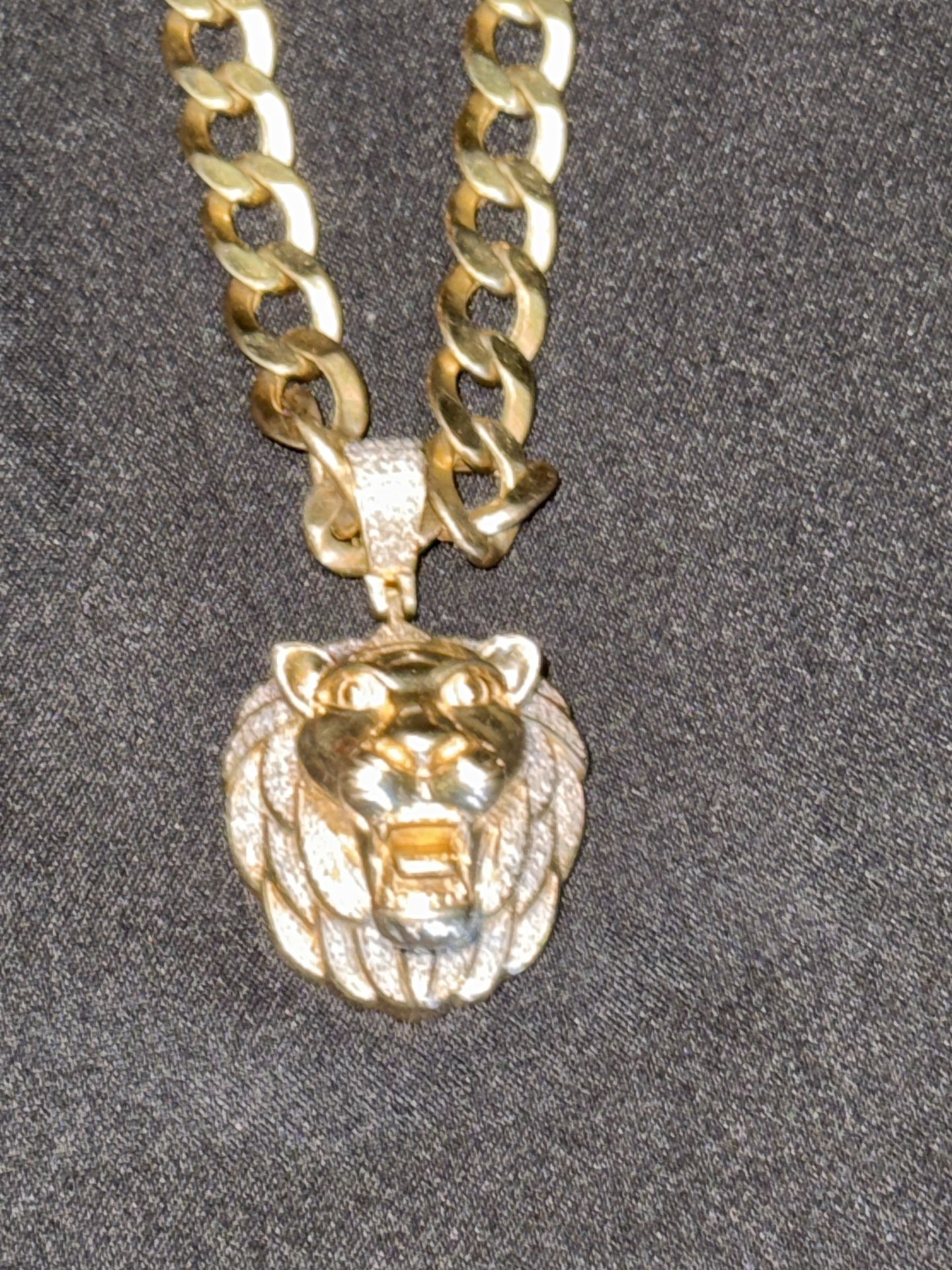 24” Gold necklace 10k With 1ct Diamonds