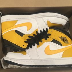 Air Jordan 1 MID