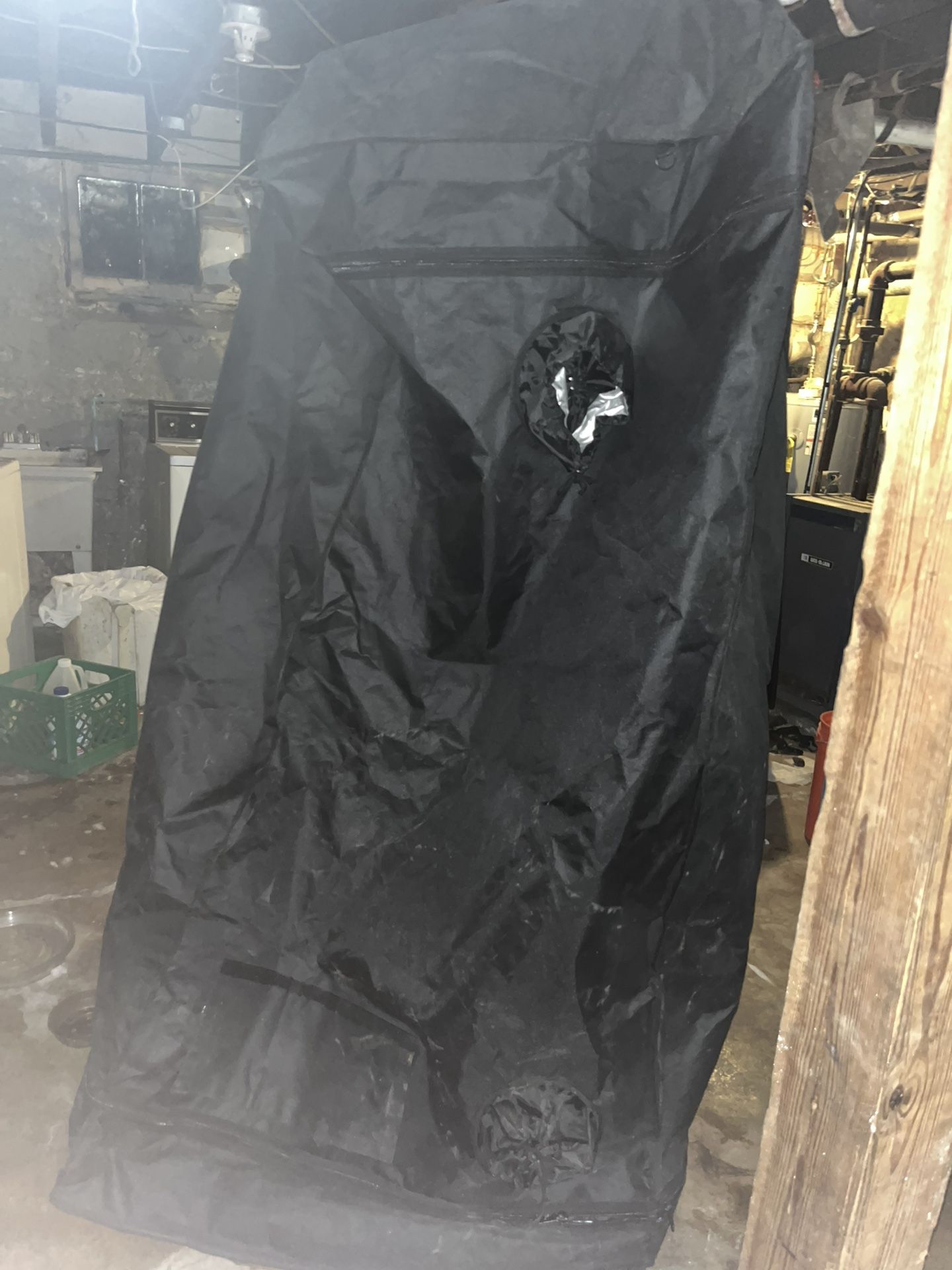 Gorilla Grow Tent