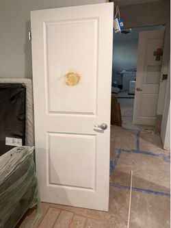 32 inches interior door with door knob