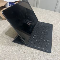 Apple Smart Keyboard for ipad 