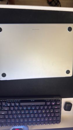 15”MacBook Air m4 16Ram 256SSD like new